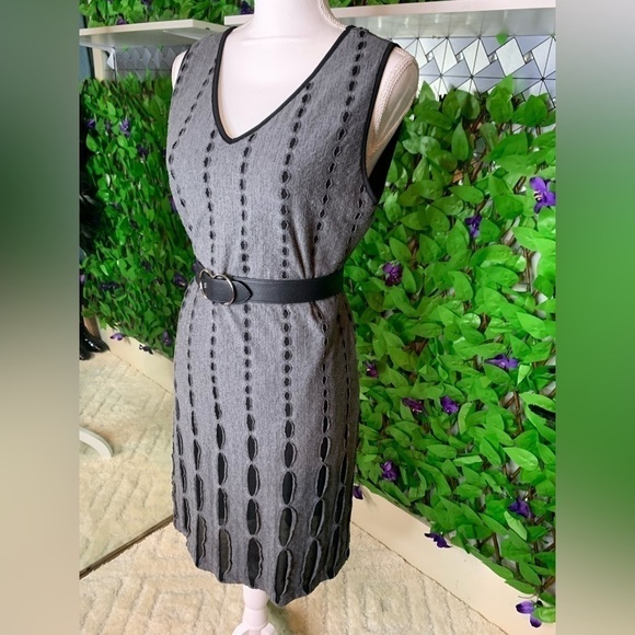 Saint Tropez West Women’s Medium Black & Gray Overlay Cutout Pattern Tank Dress - Picture 3 of 12